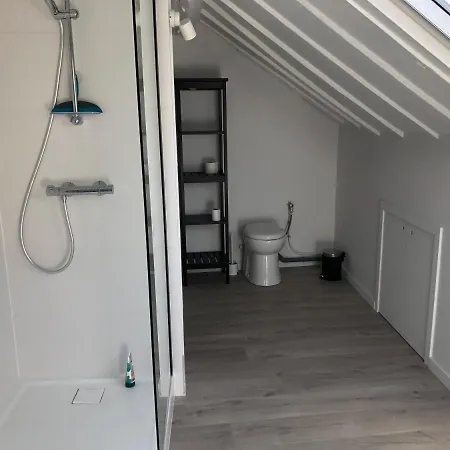 Du Samson - Homestay, 2nd Floor * Mozet